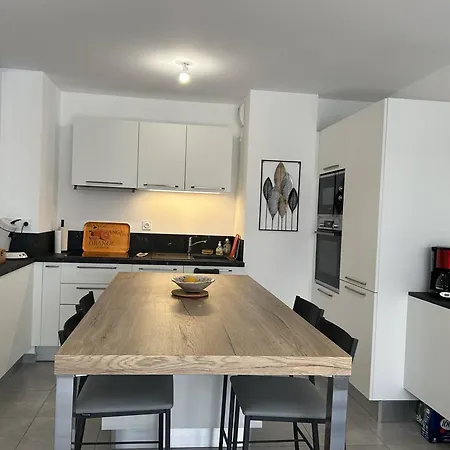 Moderne Avec Parking - 4 Pers. Appartement