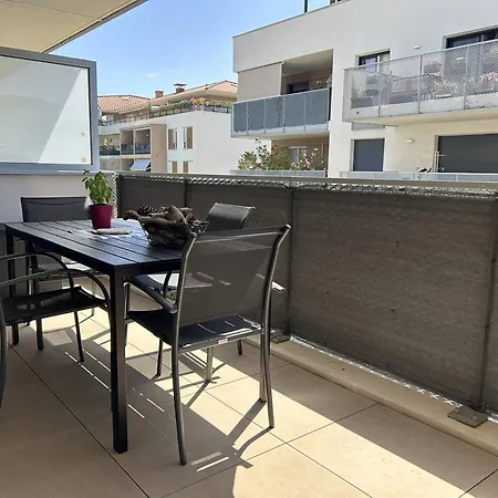 Moderne Avec Parking - 4 Pers. Appartement *